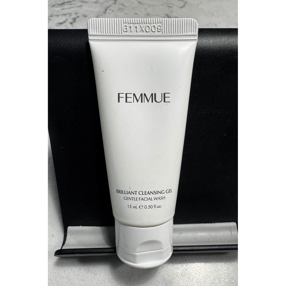 FEMMUE Brilliant Cleansing Gel Deluxe Mini .50 fl oz Sealed Travel Gym